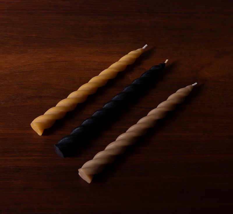 SPIRAL TAPER BEESWAX CANDLE NATURAL