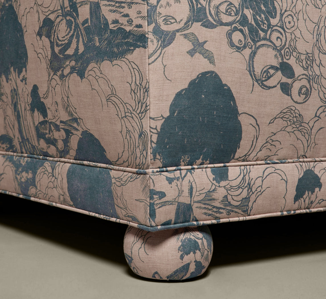 PIERCE & WARD SATURDAY SOFA IN PARASOL TOILE (8')