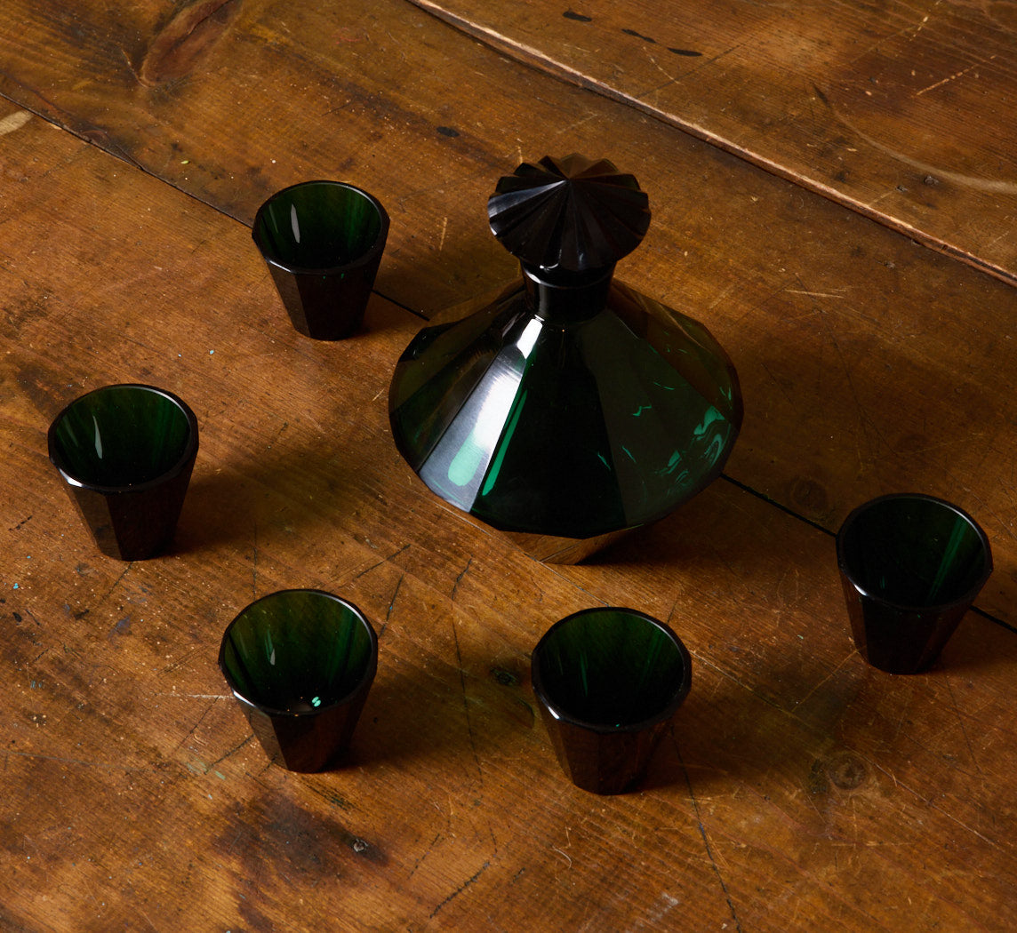 1920S ART DECO EMERALD DECANTER SET