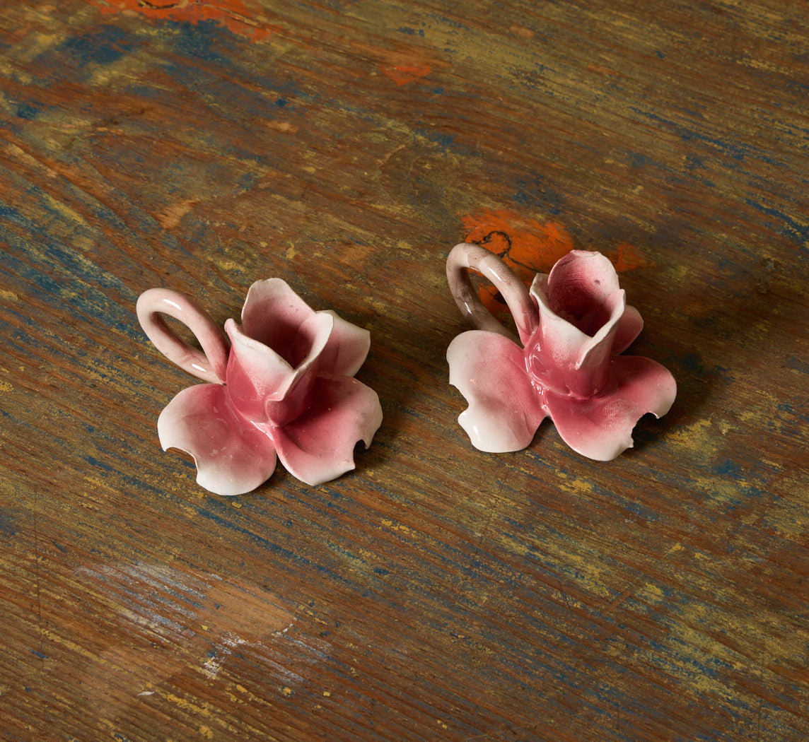 PAIR OF VINTAGE ITALIAN PORCELAIN DAFFODIL CANDLESTICK HOLDERS