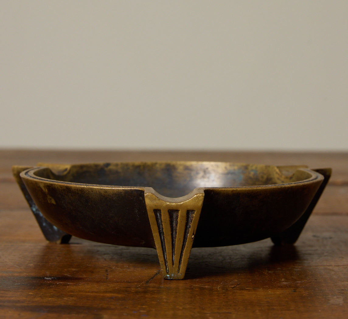 1930S BAUHAUS BRONZE ASHTRAY