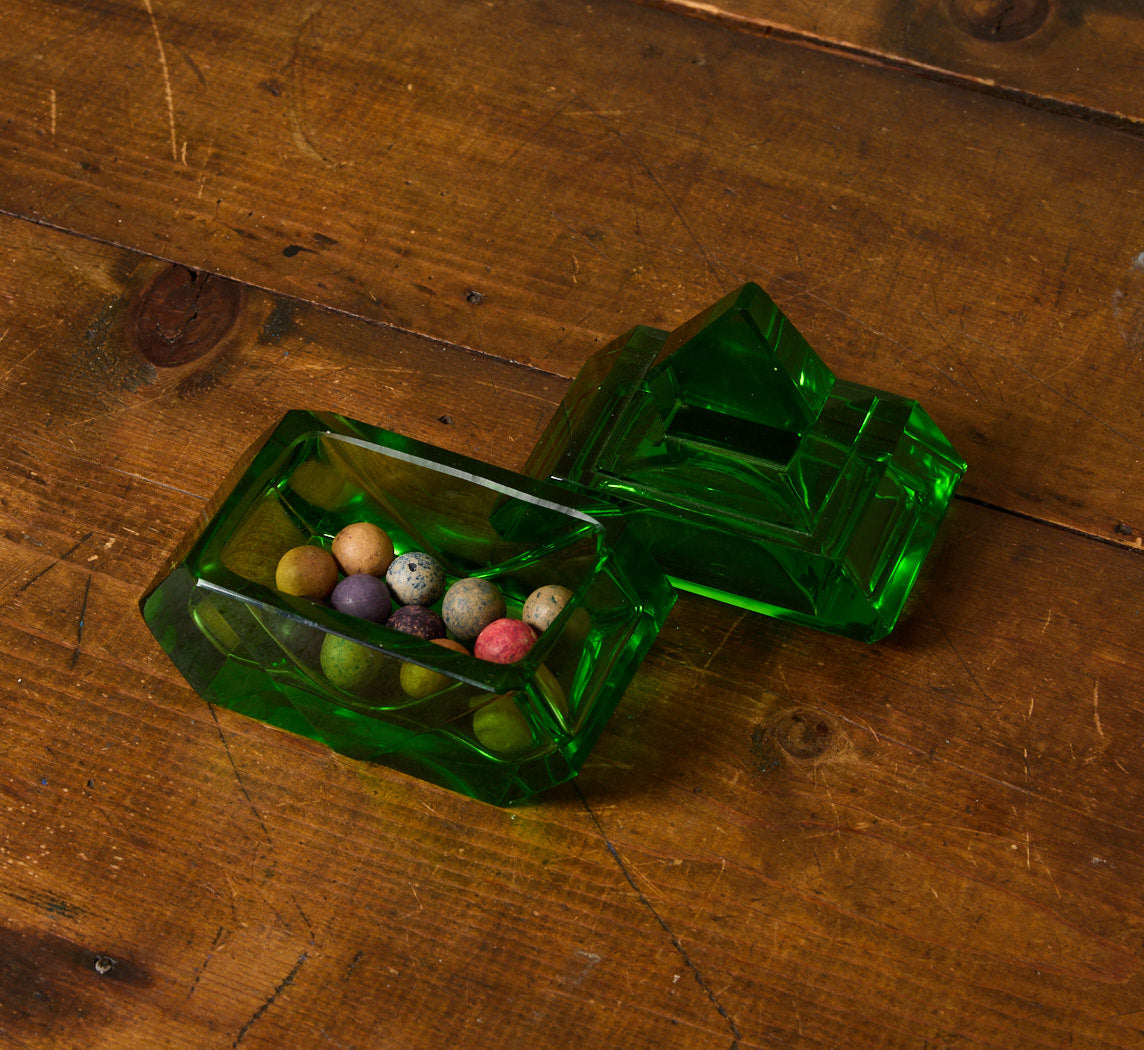 1930S ART DECO EMERALD GLASS TRINKET JAR