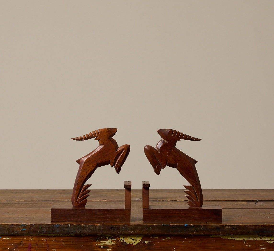 フランス　Vilac製　Wood Bookends　コレクター・アイテム FRENCH ART DECO CARVED WOOD BOOKENDS WITH ANTELOPES – Pierce & Ward