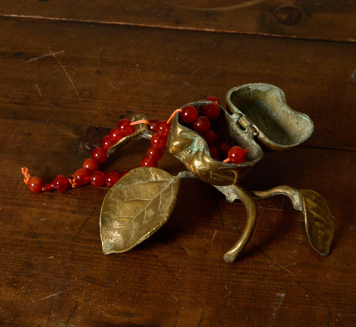 1920S FRENCH APPLE TWIG TRINKET BOX