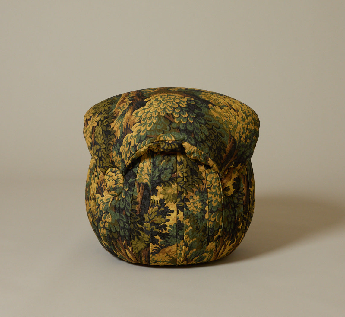 20TH CENTURY POUF IN SUNFLOWER WHIDBEY