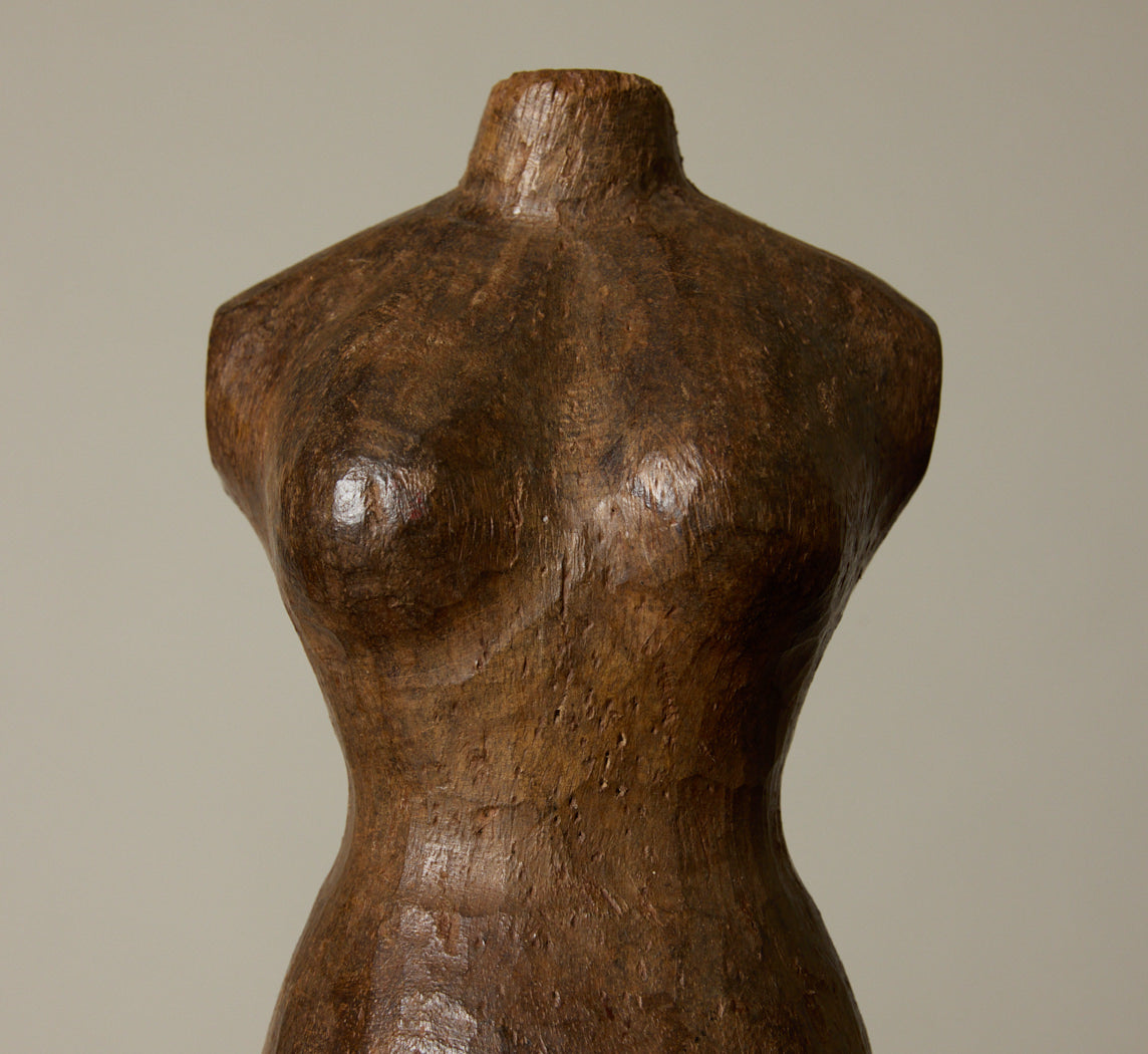 CARVED WOOD MANNEQUIN TORSO (SHORT)