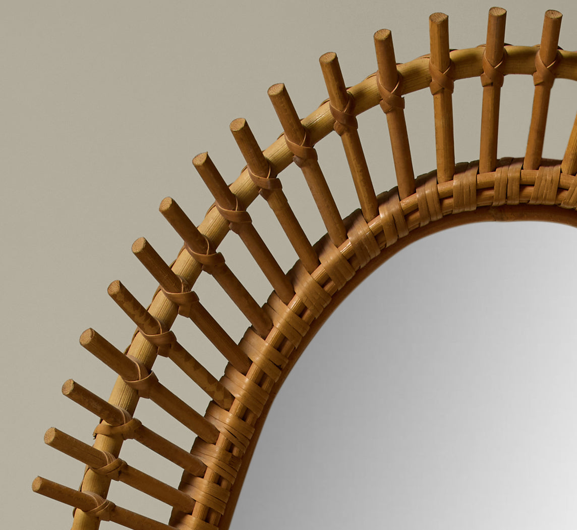 MID CENTURY MODERN SPIKED RATTAN WALL MIRROR I "OVAL"