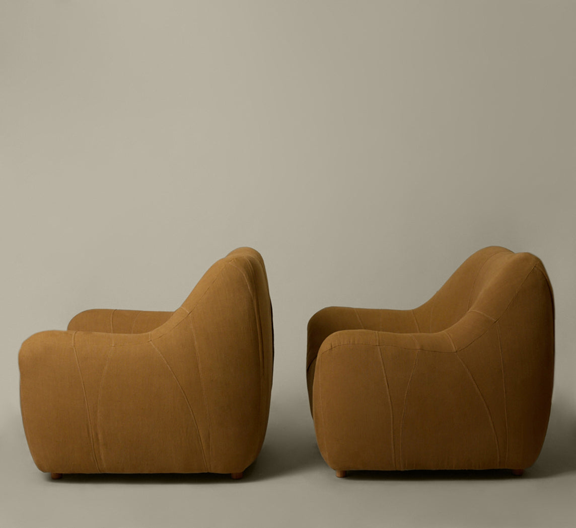 PAIR OF 1970S DUTCH LOUNGE CHAIRS IN TURMERIC LINEN