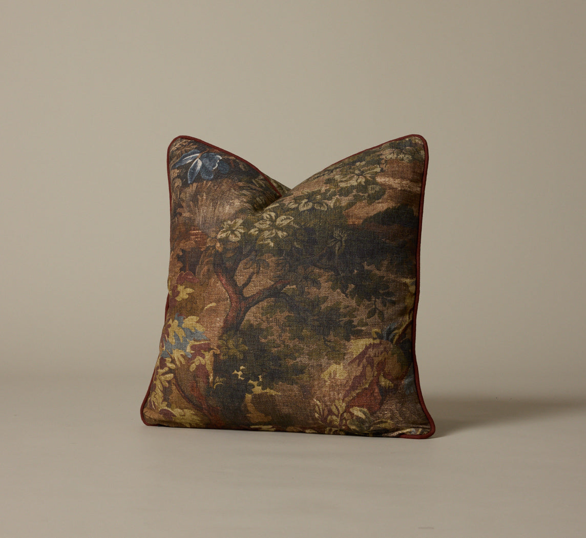 THE ALBERTO PILLOW