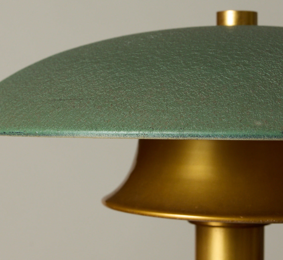 MID CENTURY MODERN ITALIAN TABLE LAMP