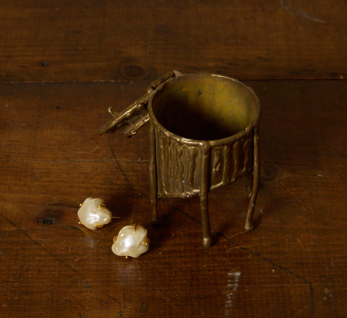 1970S BRUTALIST BRASS TRINKET BOX