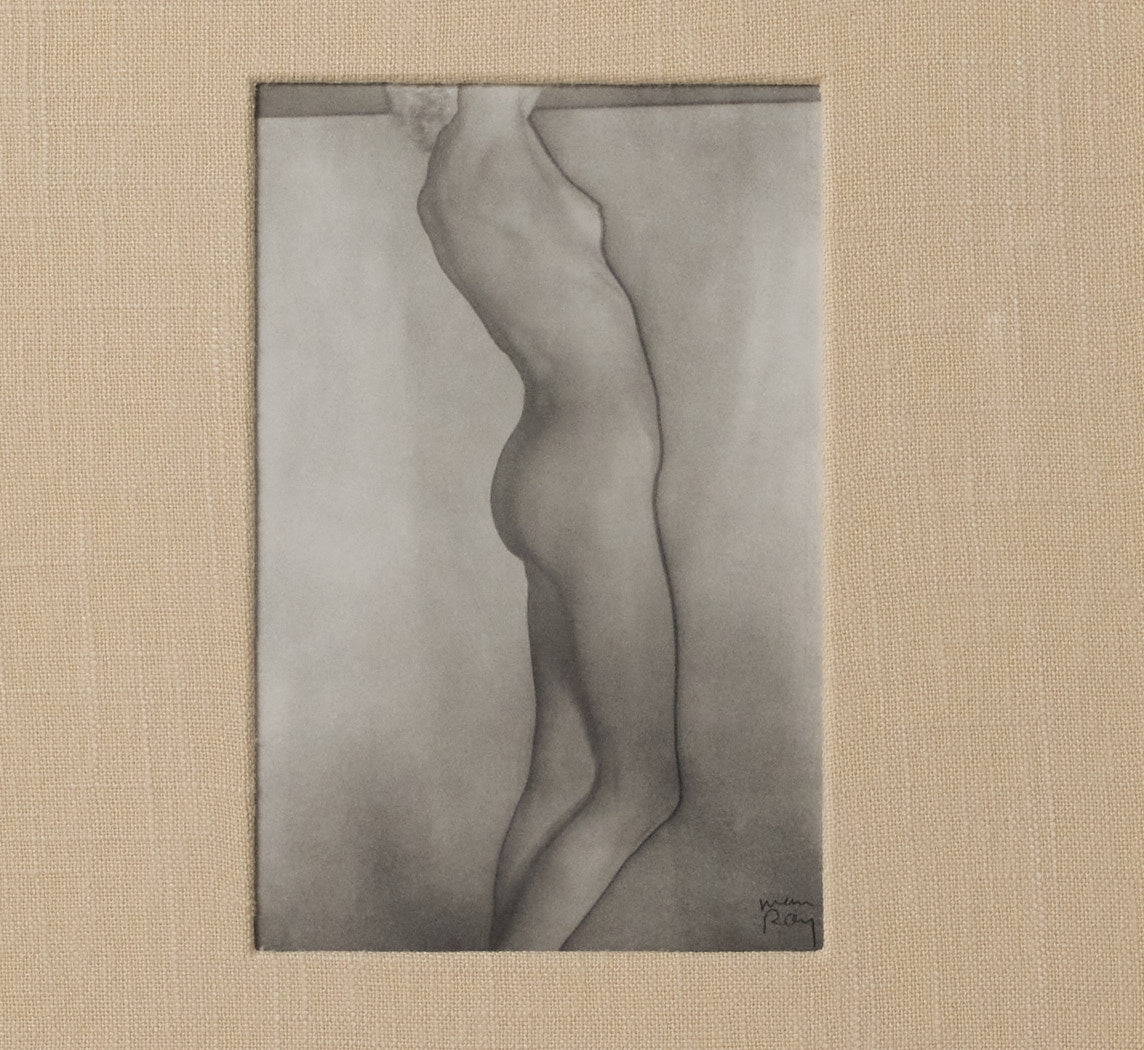 MAN RAY NUDE-1937