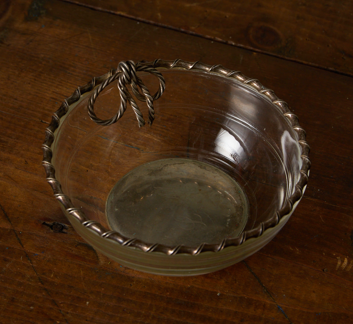 1940S FRENCH GLASS BOWL WITH SILVER ROPE EDGING