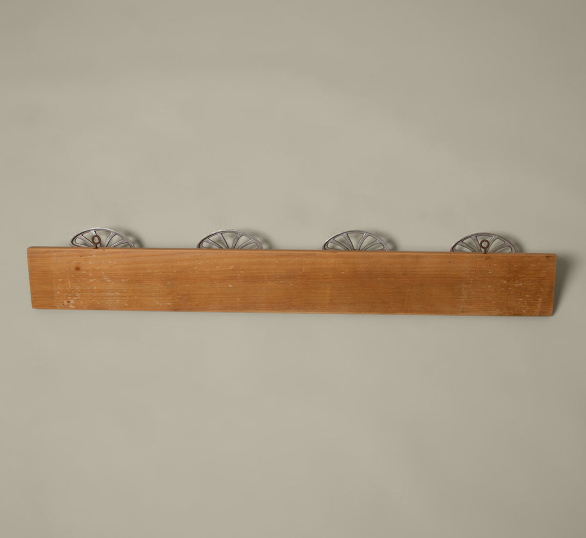1960S ITALIAN WOODEN WALL COAT RACK