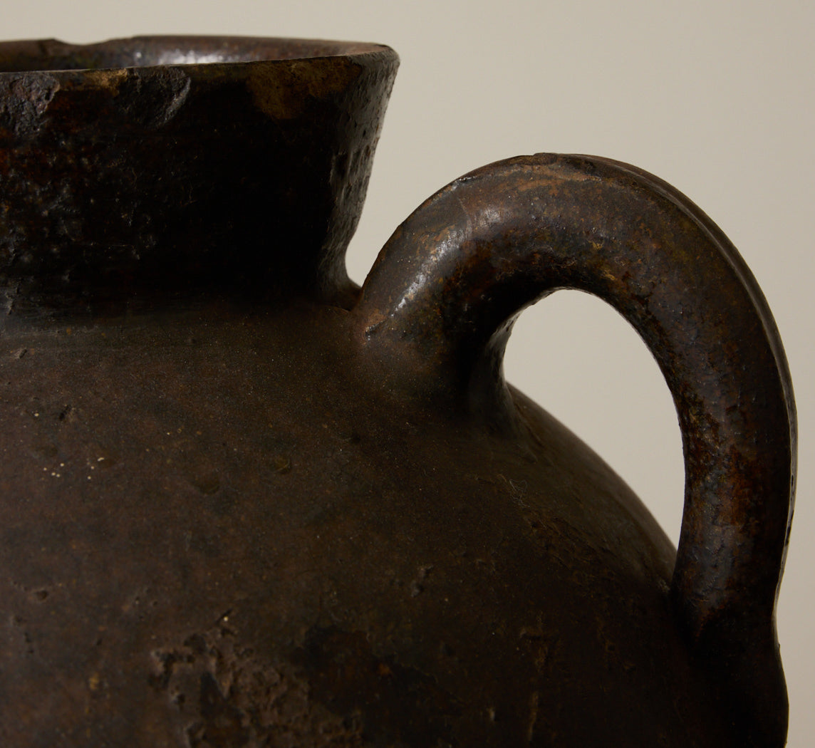 EARLY 20TH CENTURY AMERICAN EARTHENWARE JUG