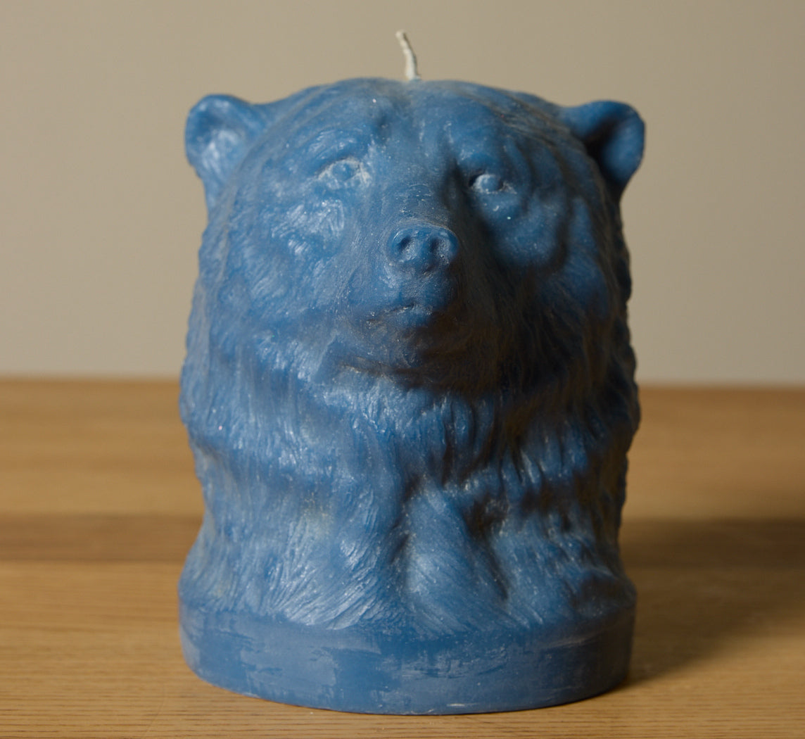 BRITISH COLOUR STANDARD ANIMAL HEAD BEAR CANDLE IN SAXE BLUE