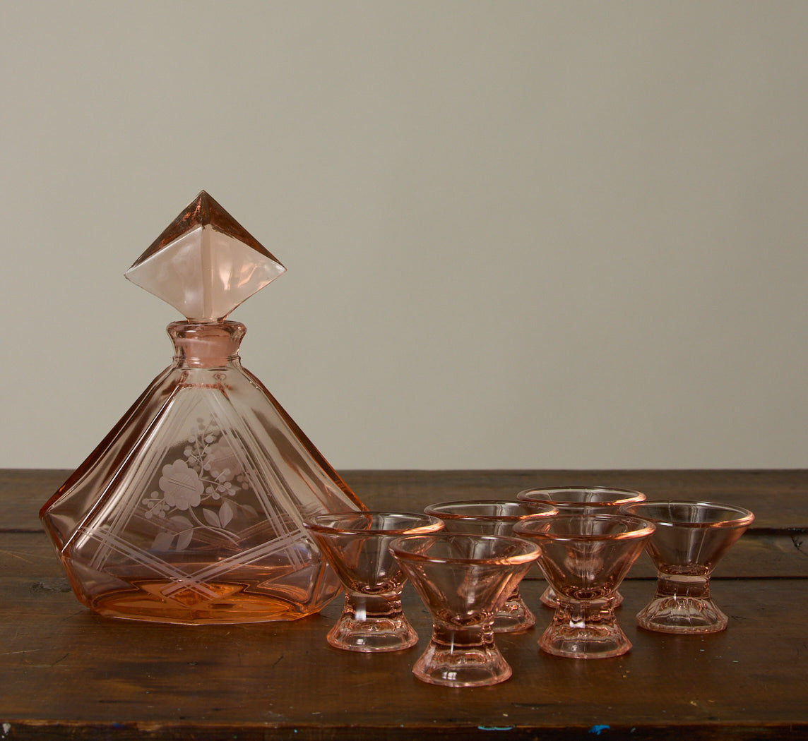 1930S GERMAN ART DECO DECANTER SET