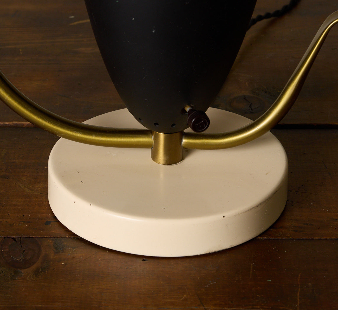 1950S TABLE LAMP IN THE STYLE OF MOSS LAMP CO
