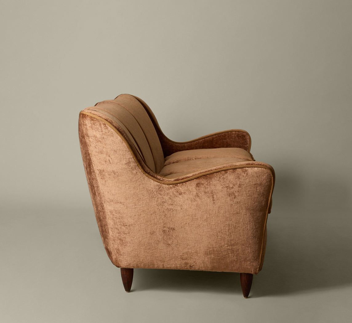 1950S ITALIAN SOFA IN THE STYLE OF GIO PONTI