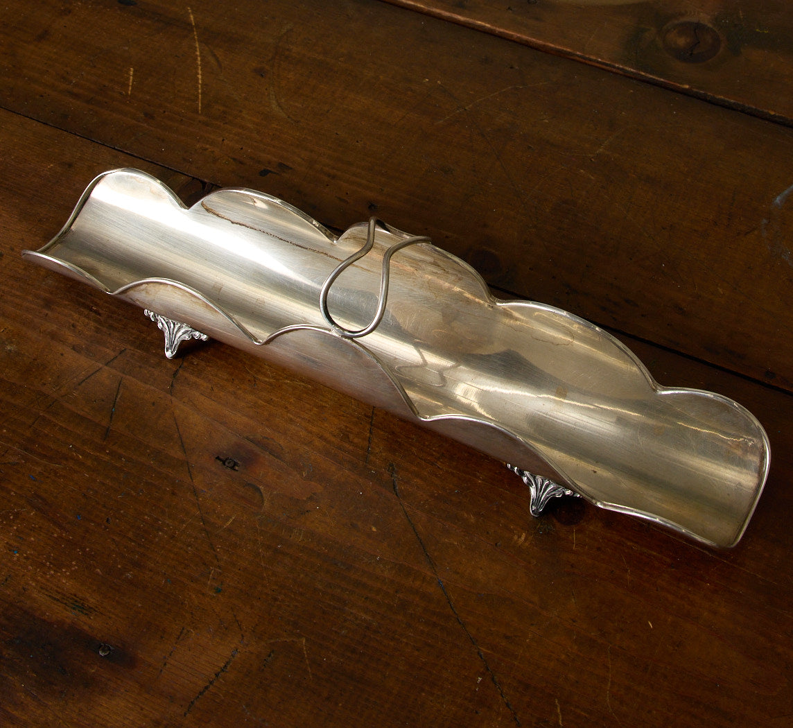 1940S ITALIAN SILVER BAGUETTE HOLDER