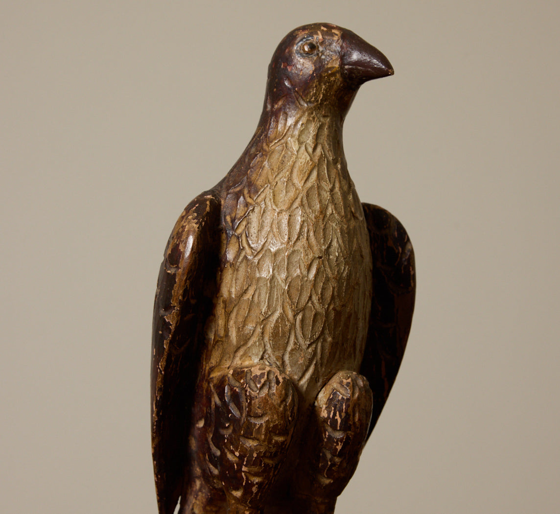 EARLY 20TH CENTURY AMERICAN CARVED WOODEN HAWK