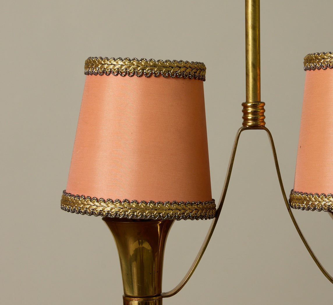 1950S ITALIAN MODERNIST TABLE LAMP IN THE STYLE OF EMILIO LANCIA
