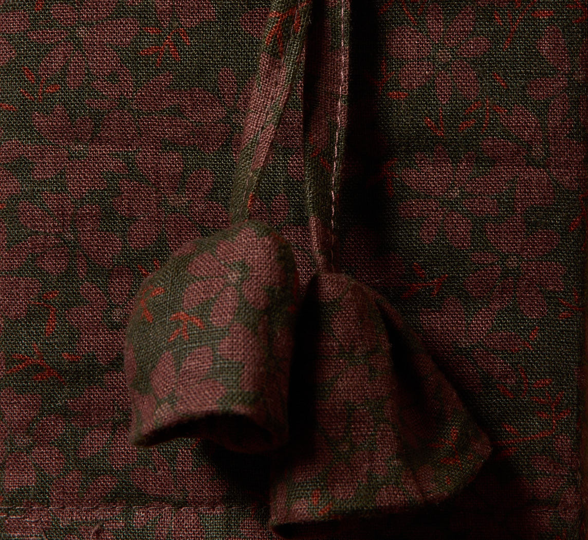 PIERCE & WARD EXPRESSIONIST FLORAL TISSUE BOX COVER WITH BELL FLOWER TASSEL