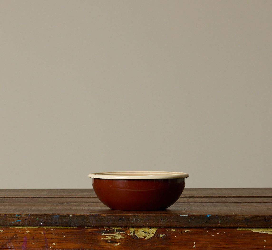 ENAMEL NESTING BOWLS IN CHESTNUT