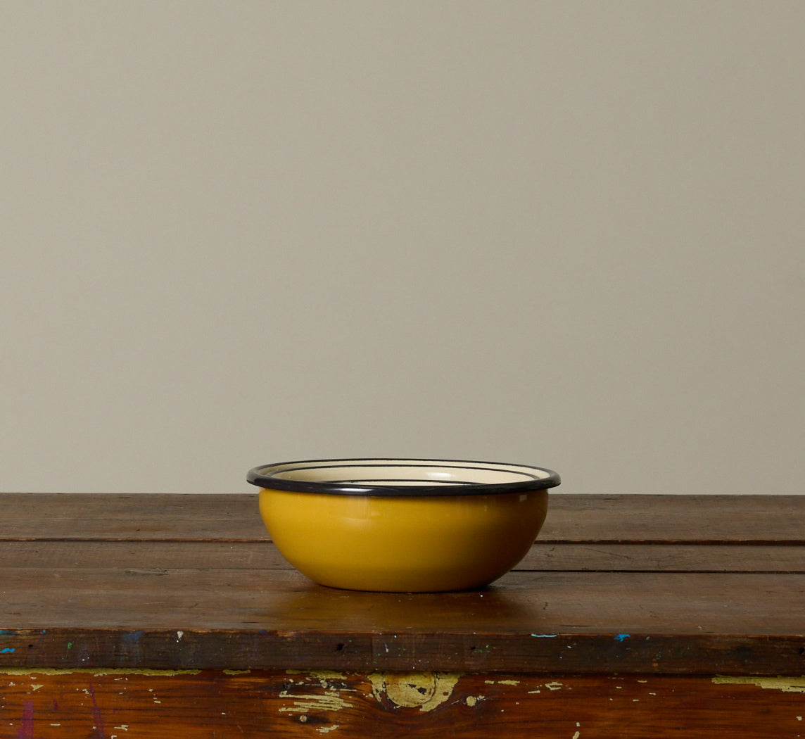 ENAMEL NESTING BOWLS IN BUOY