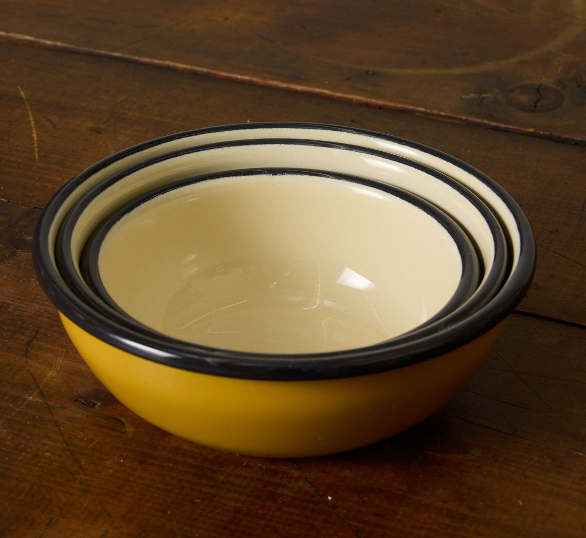ENAMEL NESTING BOWLS IN BUOY