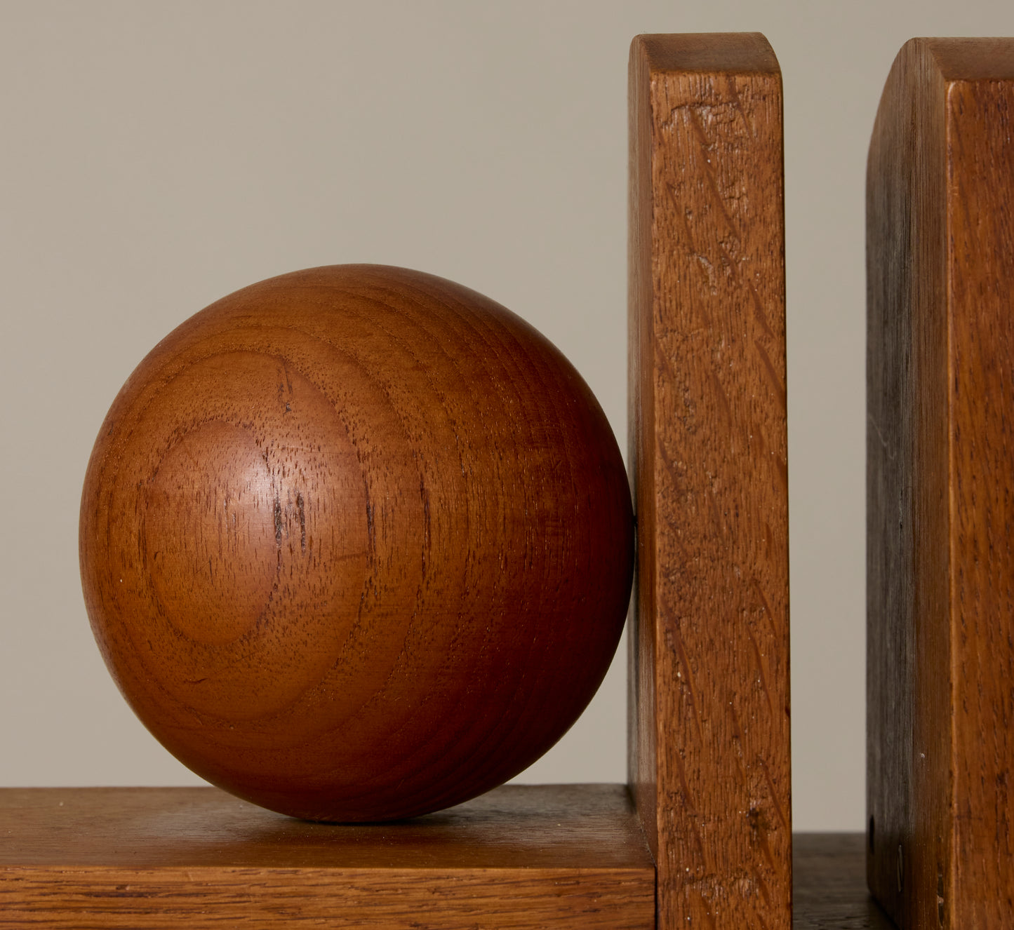 DUTCH ART DECO WOOD BOOKENDS