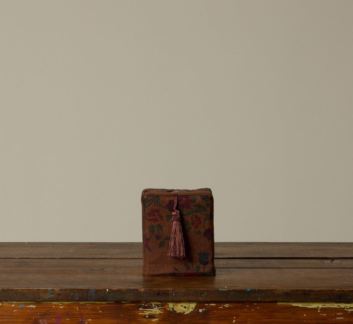 PIERCE & WARD SPRING VINE TISSUE BOX COVER