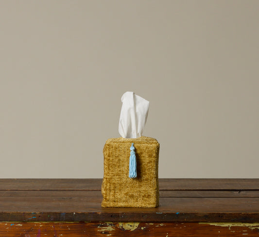 PIERCE & WARD GOLDEN POODLE  TISSUE BOX COVER
