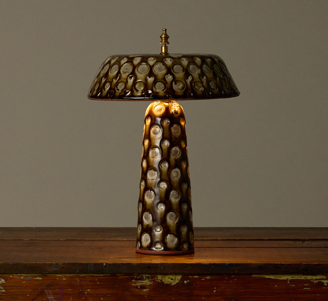 CASA ALFARERA POLKA LAMP IN CARAMEL BROWN WITH CREAM DOTS