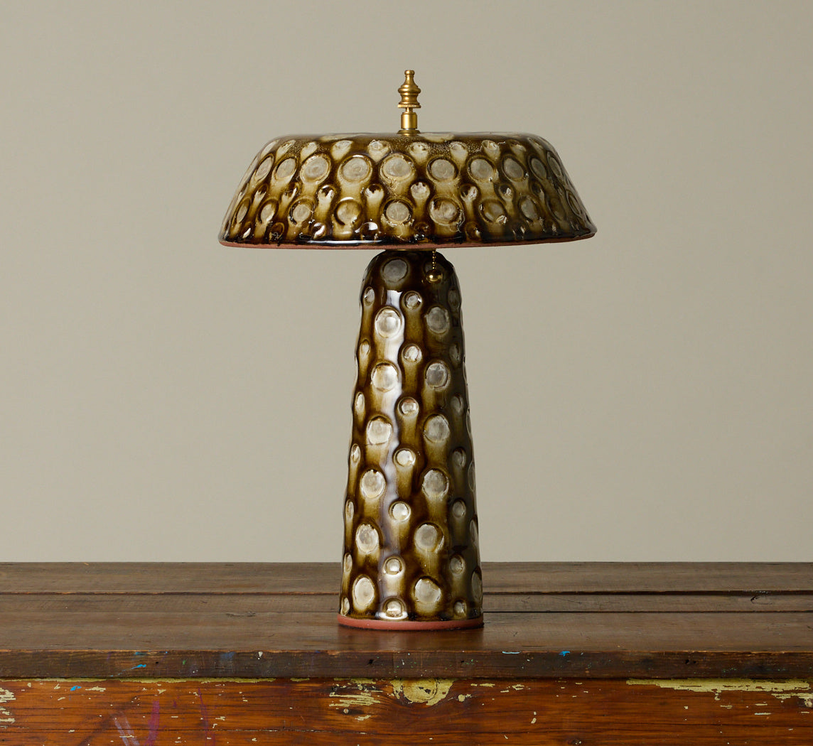 CASA ALFARERA POLKA LAMP IN CARAMEL BROWN WITH CREAM DOTS