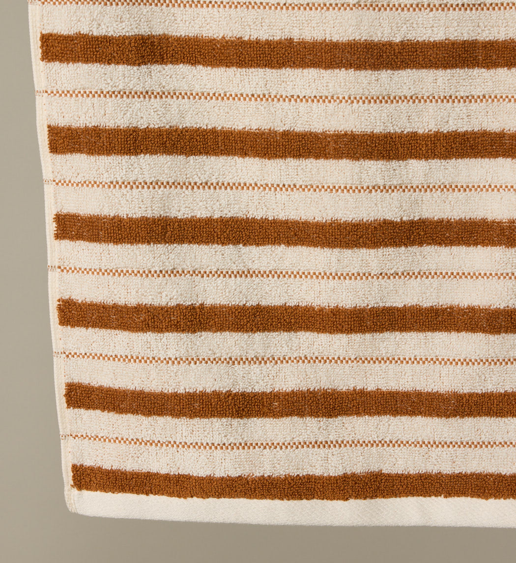 BAINA SAN LUIS HAND TOWEL IN CHALK AND FUYU
