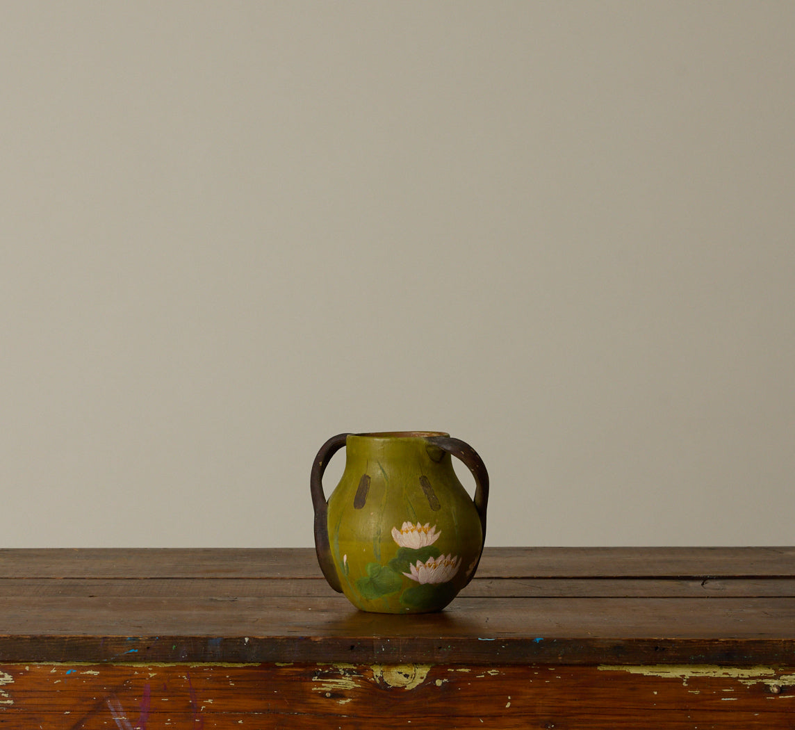 STUDIO ART WATER LILY POTTERY VASE