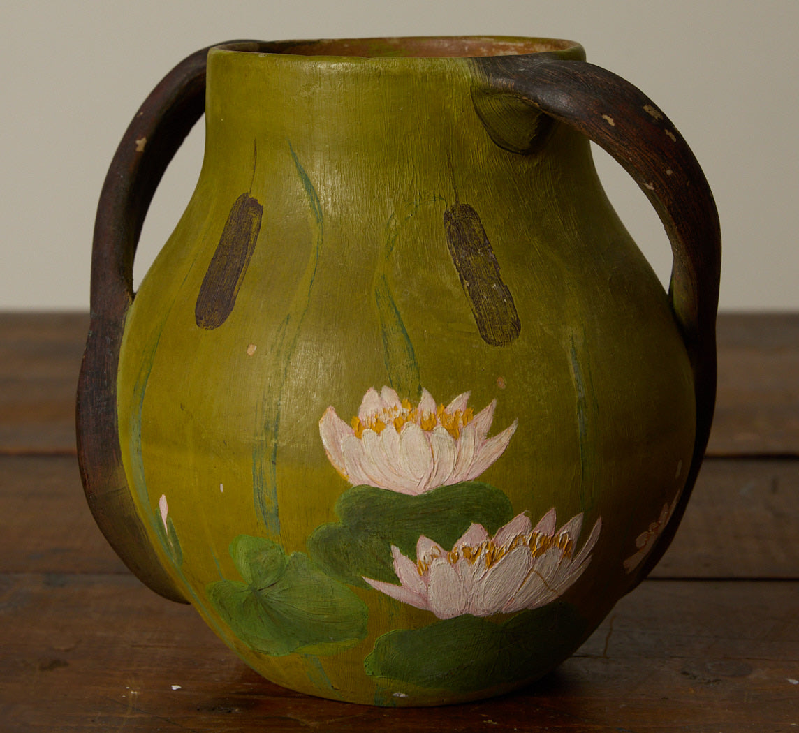 STUDIO ART WATER LILY POTTERY VASE