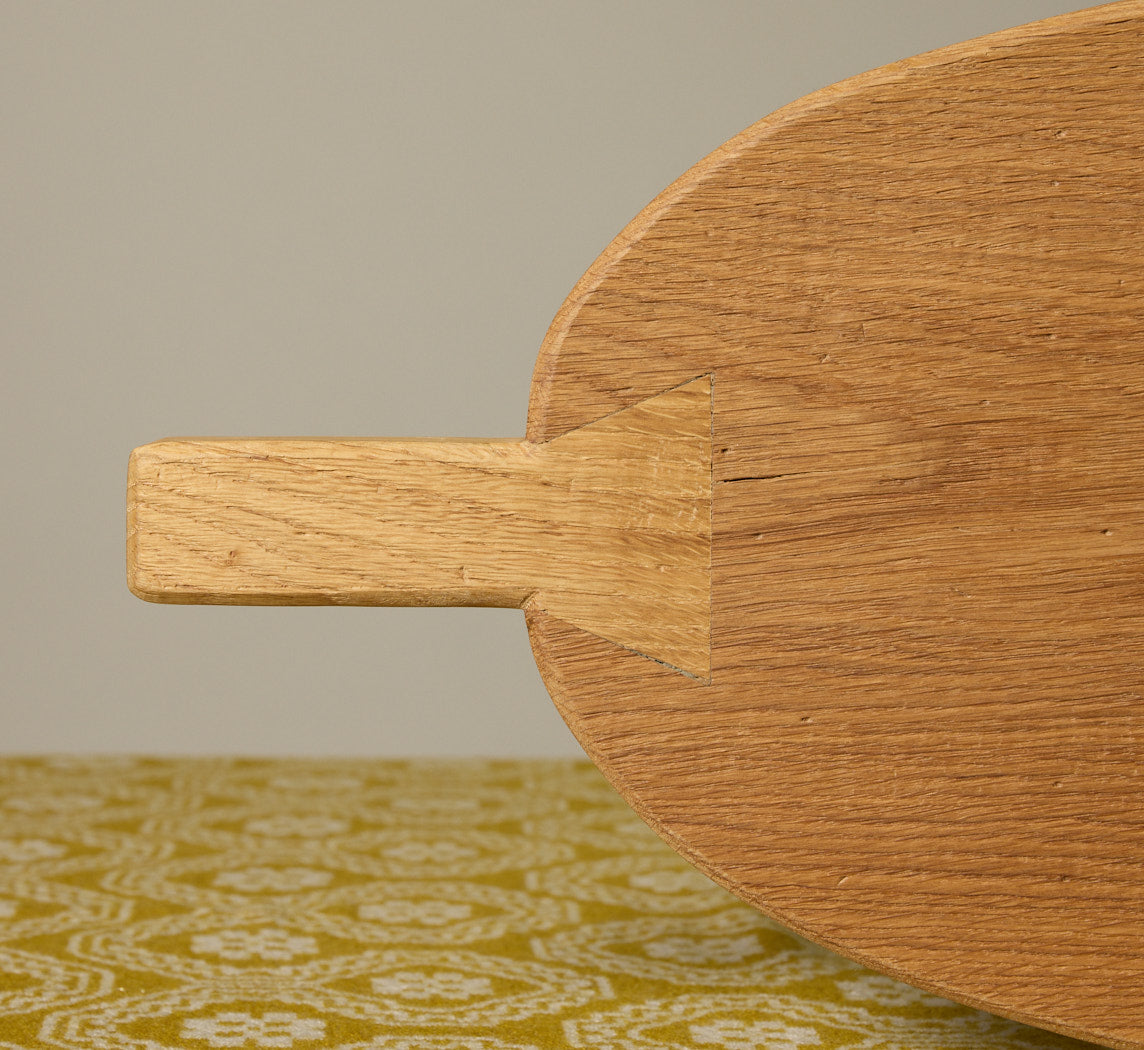 IL BUCO VITA DOUBLE HANDLED OVAL CUTTING BOARD