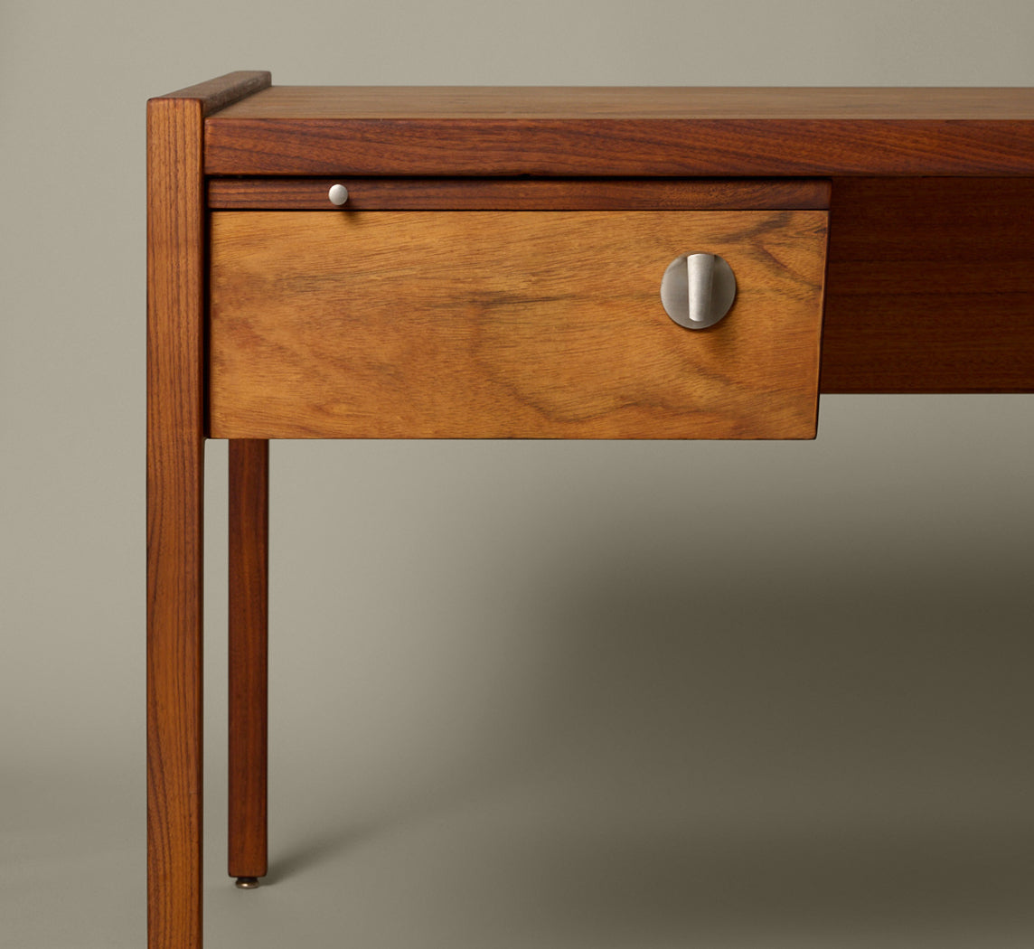 DESK BY JENS RISOM (1916-2016)