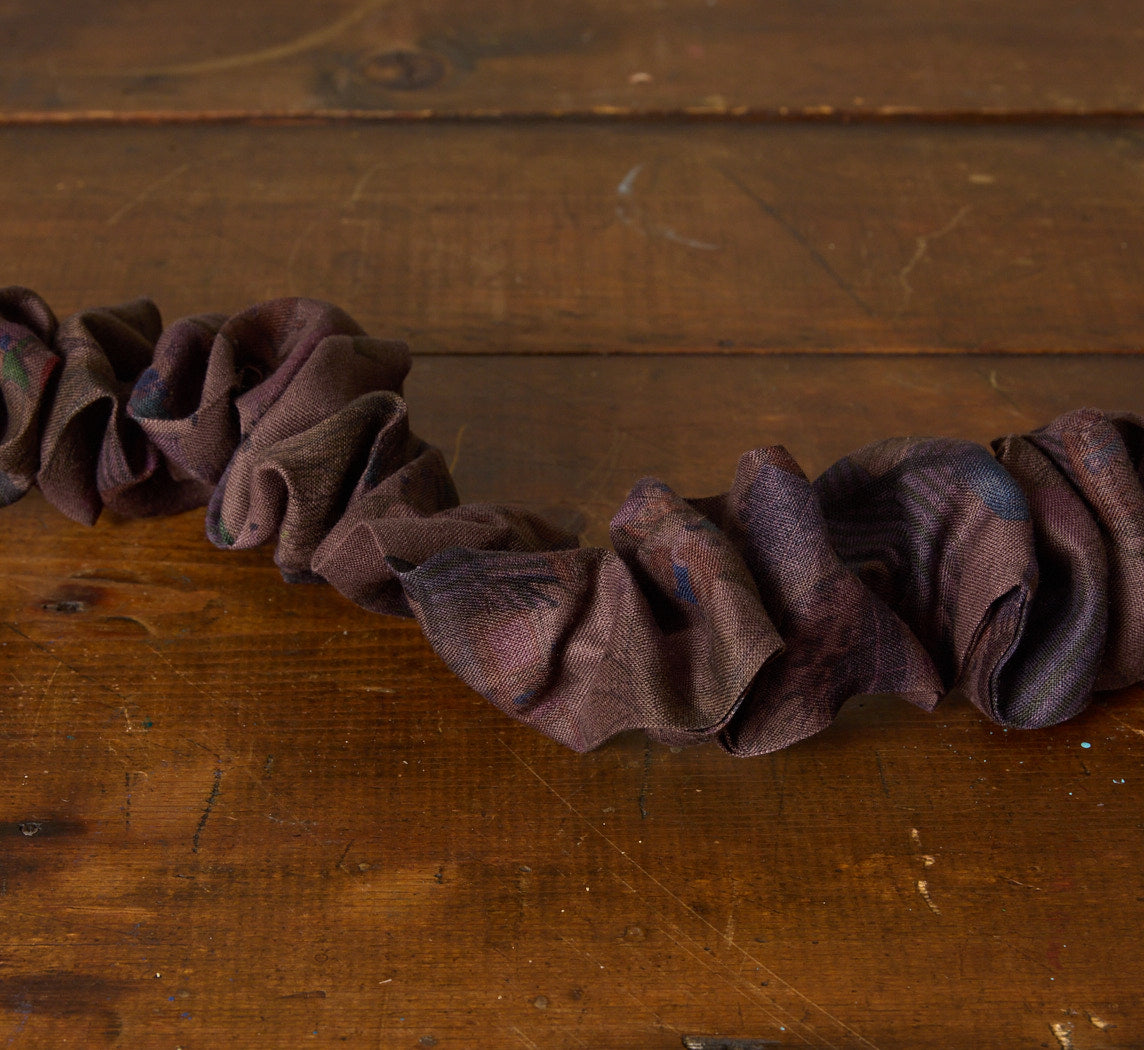 PIERCE & WARD VILLAGE SCENE ON PLUM LINEN CORD COVER