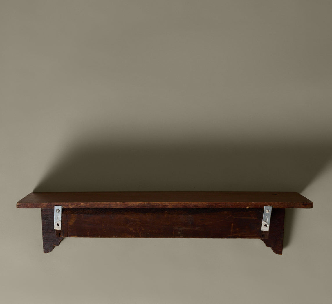 ANTIQUE CARVED WOOD TRAMP ART SHELF