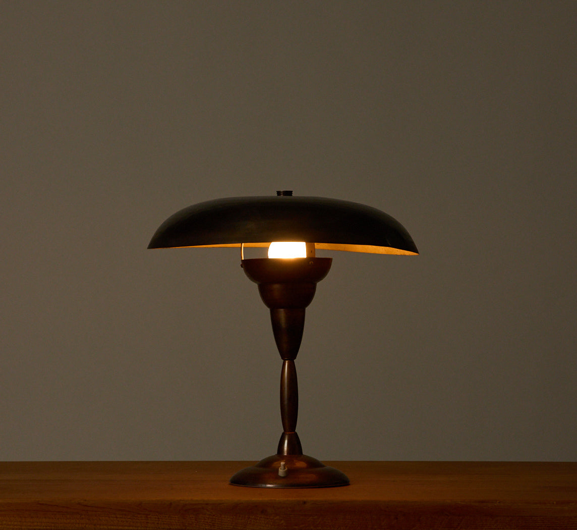 MID CENTURY ITALIAN PATINATED BRASS TABLE LAMP