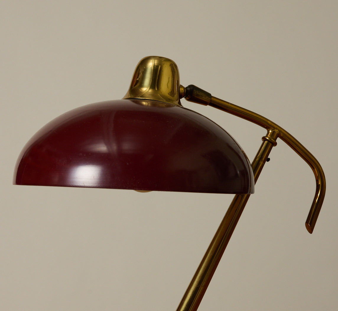 MID CENTURY ITALIAN BURGUNDY LACQUERED TABLE LAMP