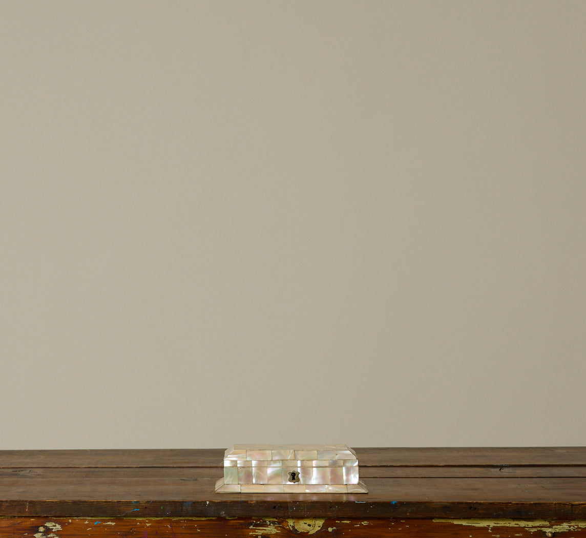 VICTORIAN MOTHER OF PEARL JEWELRY BOX
