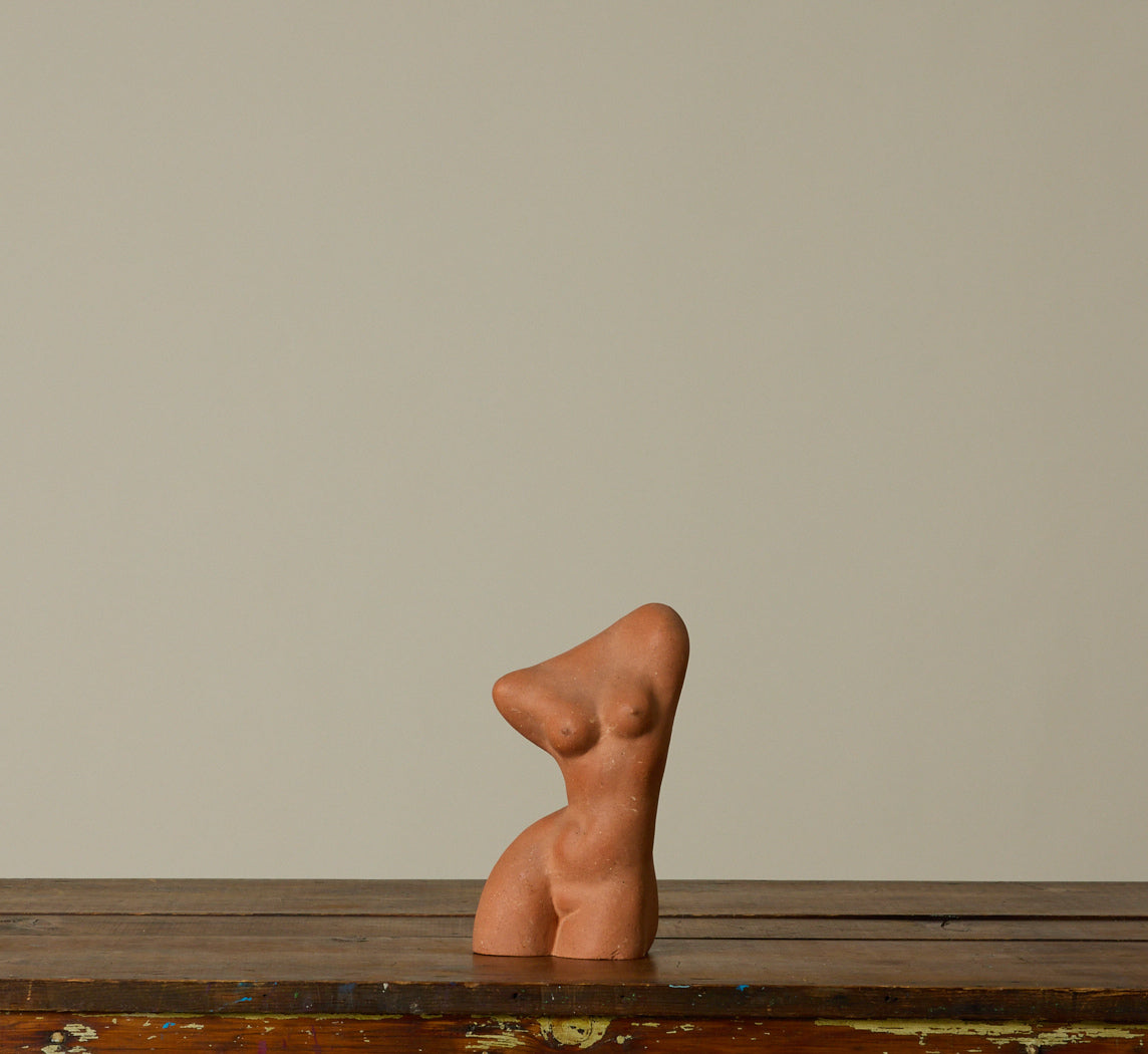 陶器　オブジェ　裸婦　テラコッタ 1940S TERRACOTTA NUDE SCULPTURE – Pierce & Ward