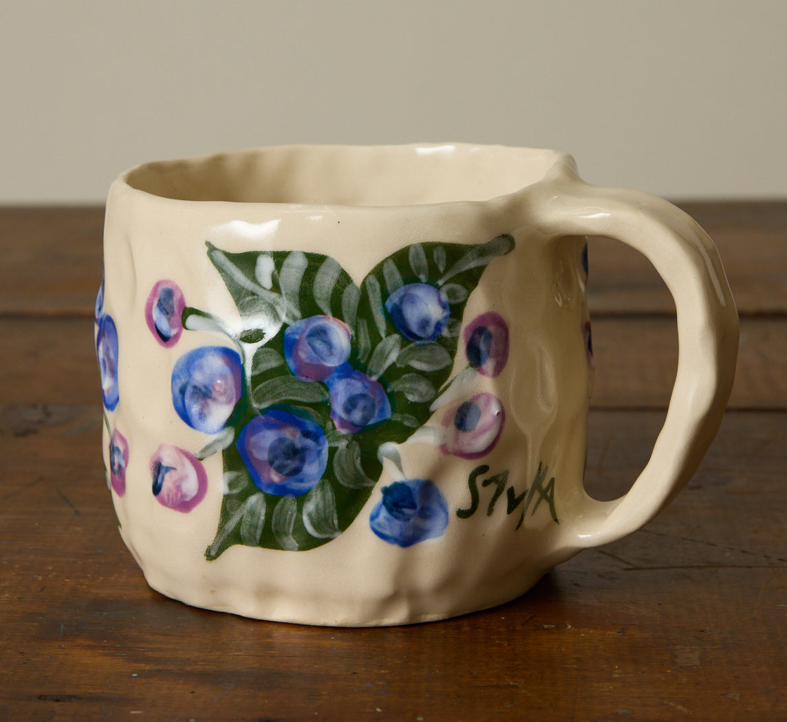 SAVKA CLAY COFFEE MUG WITH BLUEBERRIES