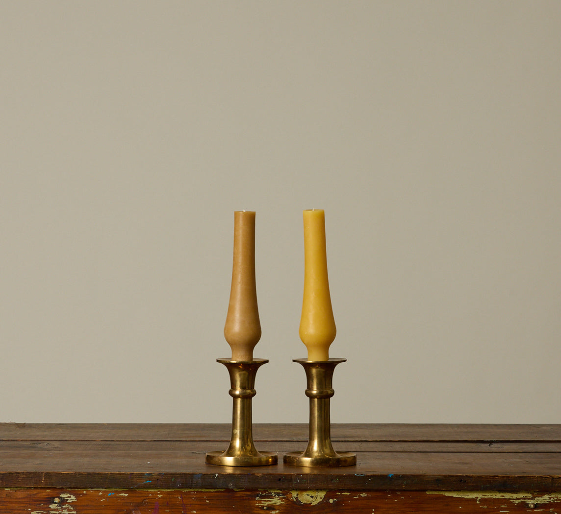 HANDS CHIMNEY CANDLE IN NATURAL