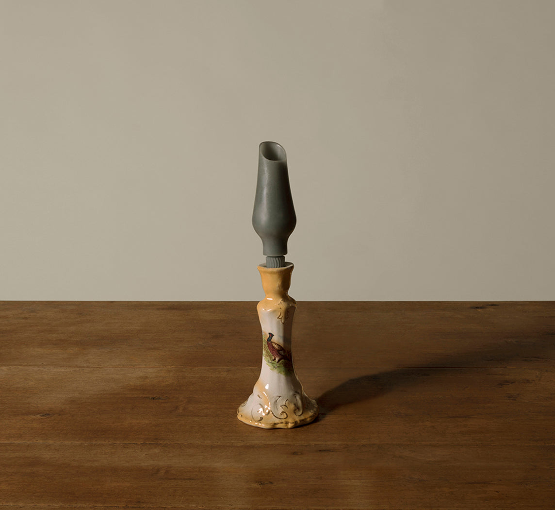 HANDS WAX VASE IN STORM