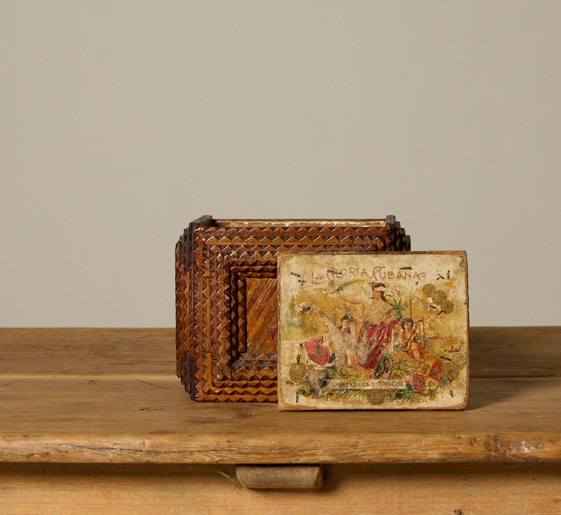 ANTIQUE WOODEN TRAMP ART BOX